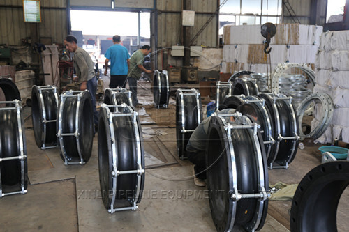 <a href=http://www.xinligd.com target=_blank class=infotextkey>橡膠接頭</a>使用不當?shù)暮蠊? width=