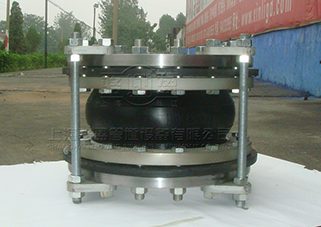 限位液壓<a href=http://www.xinligd.com target=_blank class=infotextkey>橡膠接頭</a>近景圖