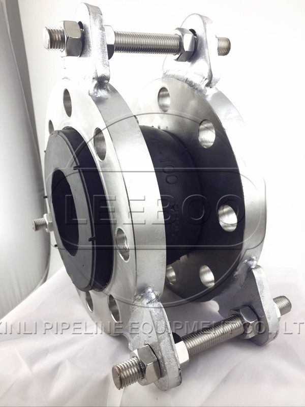 鑫利不銹鋼液壓<a href=http://www.xinligd.com target=_blank class=infotextkey>橡膠接頭</a>側(cè)面